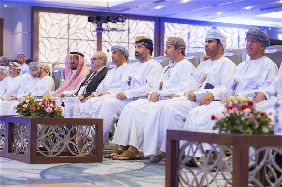 تحت شعار "نحو التميز الصحي المستدام في سلطنة عمان"، إنطلاق النسخة الأولى للقمة الدولية للصحة المهنية
